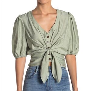Skylar Rose button tie front- NWT